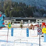Alpine زيل أم سي